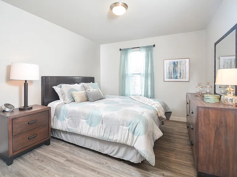 Tiffin Pointe — Photo 16