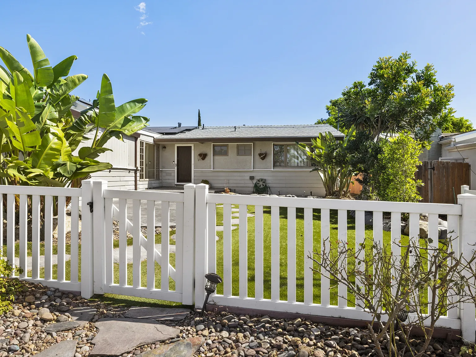 5327 Saxon Street - 5327 — Photo 3