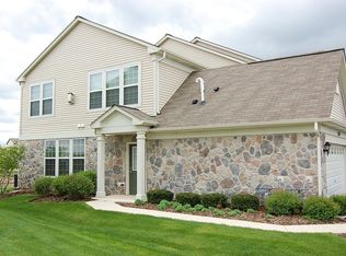 15307 W Pinewood Rd, Lockport, IL 60441