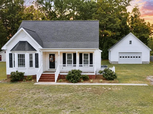 126 Edgewater Road, Washington, NC 27889