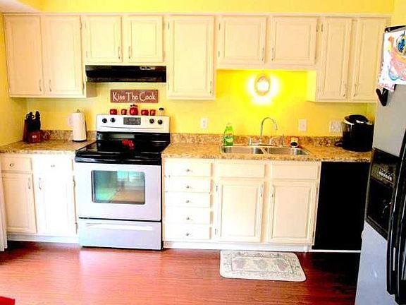 5th image of 26931 Oakmead Dr