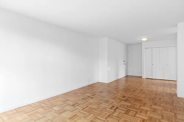 Rented by GoodRock Realty | media 2