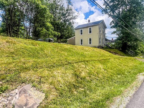 5th image of Franklin St Lot 7