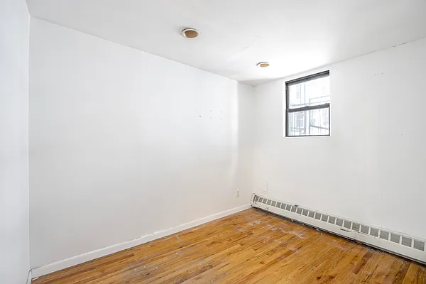 Rented by Compass | media 13