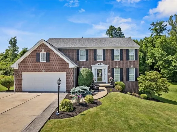 204 Blossom Ct, New Kensington, PA 15068