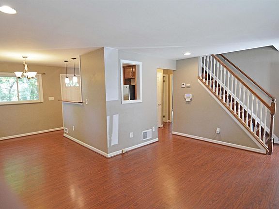 4th image of 3922 Cedarwood Pl