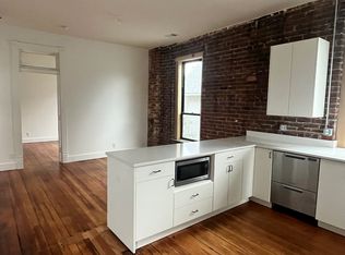 1324 N 40th St #1, Omaha, NE 68131