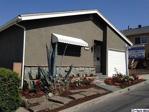 2nd image of 2352 Bullard Ave