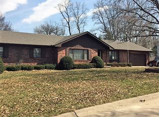 1407 Maple St, Shenandoah, IA 51601