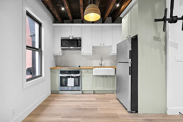 Rented by Compass | media 3