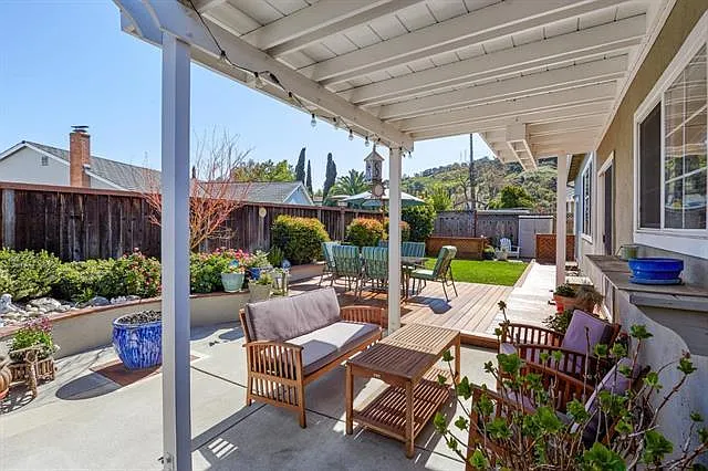 6188 Evangeline Dr — Photo 22