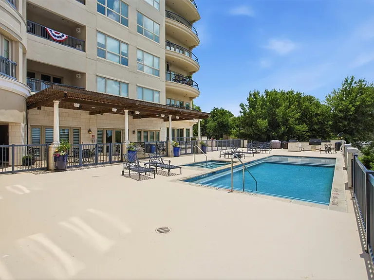 501 Samuels Ave #230 — Photo 34