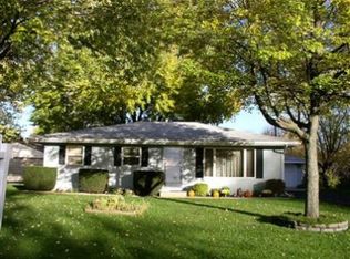 7723 Hendricks Pl, Merrillville, IN 46410