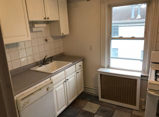 39 Valley Rd, Cos Cob, CT 06807