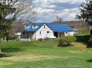 505 Mountainview Rd, Morgantown, WV 26508