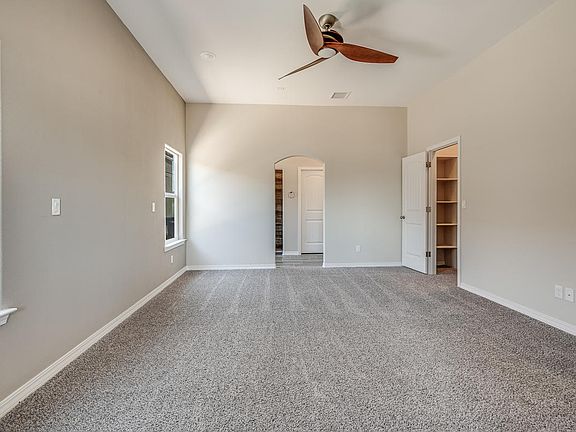 4th image of 404 Vista Bonita St