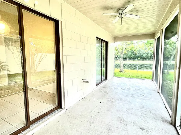 11451 Darlington Dr — Photo 10
