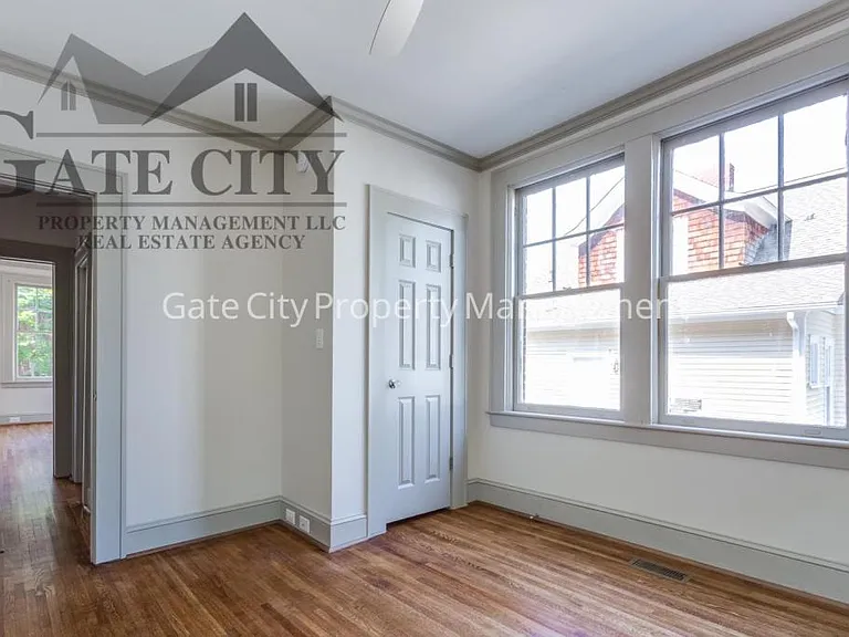 111 E Hendrix St #1 — Photo 7