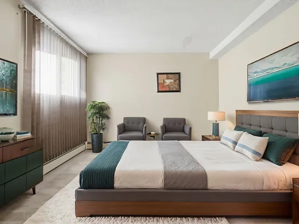 2624 Mill Woods Rd NW #109, Edmonton, AB T6K 4A6