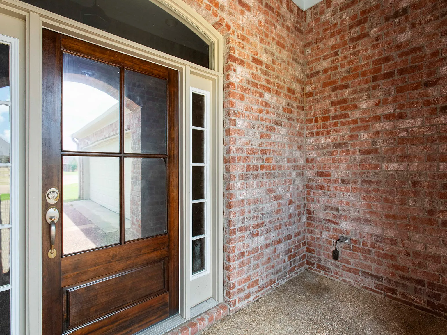 3 bed, 1520 sqft, $2,200 — Photo 3