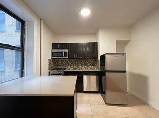 2574 33rd St FLOOR 1, Astoria, NY 11102