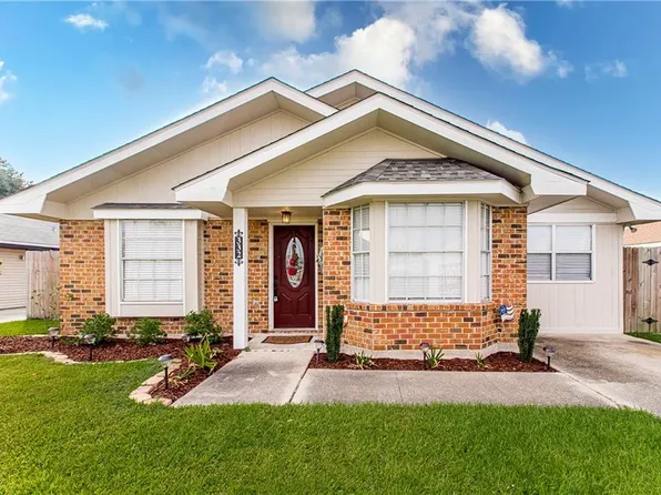 332 River Point Dr, Destrehan, LA 70047