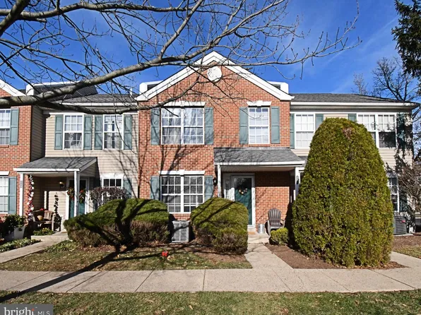 112 Arden Ct, Harleysville, PA 19438