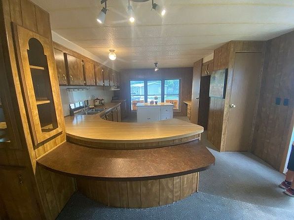 222 SE 47th St