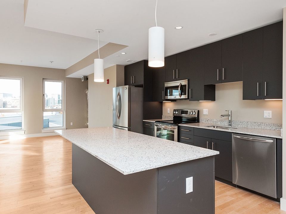 1st image of 472 E 1st St #300