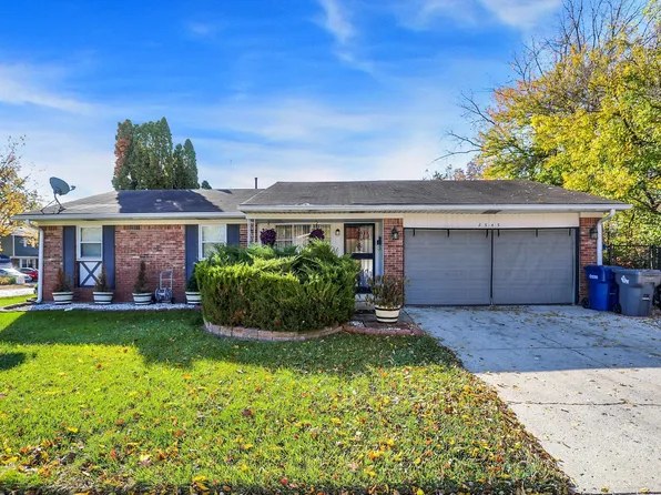 8345 Laughlin Dr, Indianapolis, IN 46219
