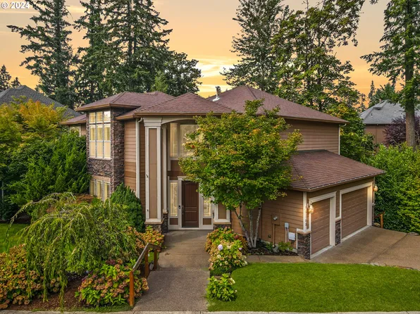 16585 SE Deer Meadow Loop, Damascus, OR 97089