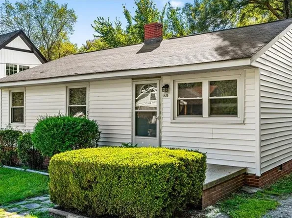 1525 Tucker St, Greensboro, NC 27405