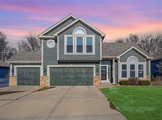 9035 N Oregon Ave, Kansas City, MO 64154