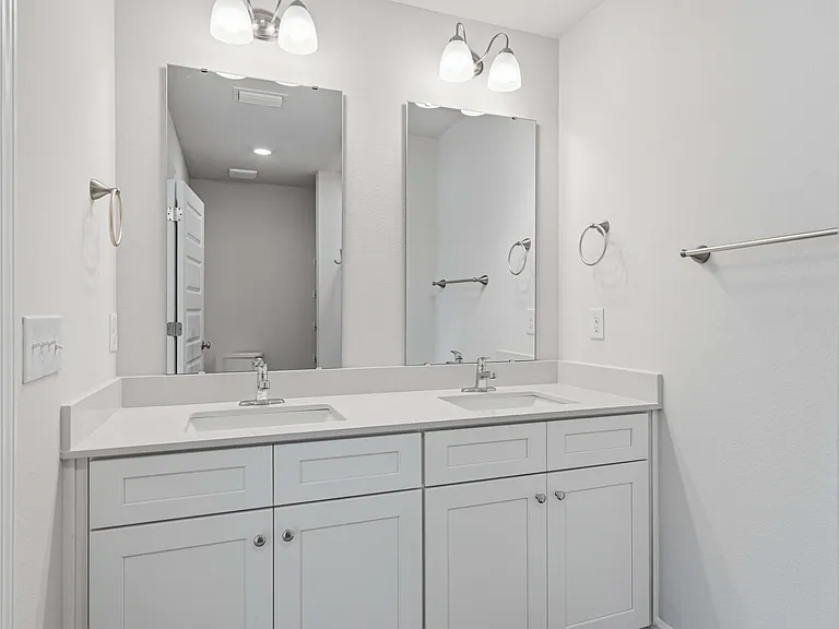 4487 Wendell St — Photo 23