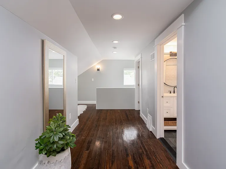 23368 Hoover Ave — Photo 7