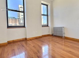 272 E 10th St APT 3, New York, NY 10009
