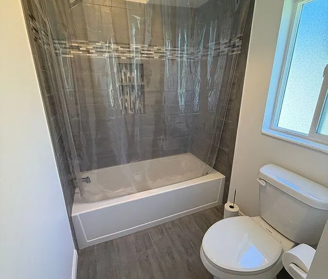 3924 W Dunkeld St #UPSTAIRS — Photo 27