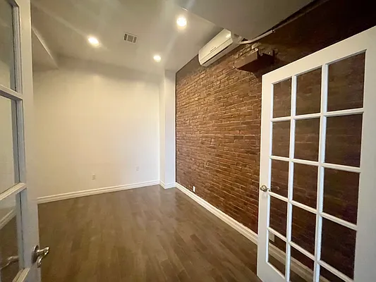 Rented by Ink Realty Services LLC | media 6