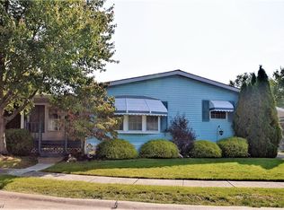 19 Schuberts Aly, Olmsted Falls, OH 44138