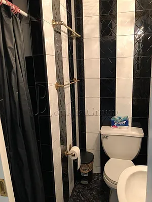 Rented by Bouklis Group | media 5