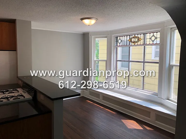 1783 Dayton Avenue — Photo 6