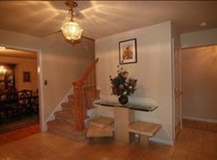 116 Forest Dr, Glen Gardner, NJ 08826