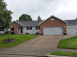 4445 Dawnridge Cir NW, Canton, OH