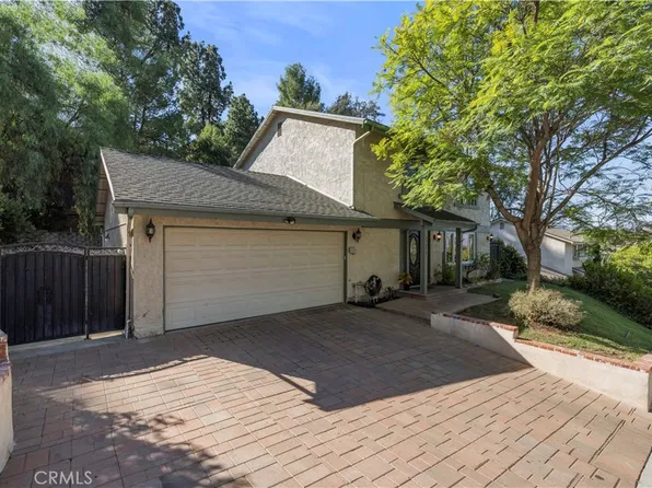 18740 Vicci St, Santa Clarita, CA 91351