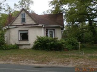 11 Fearing Hill Rd, Wareham, MA 02571