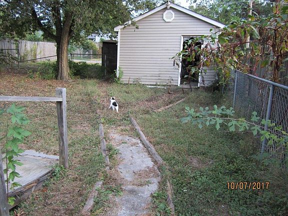 2nd image of 2208 Coker Ave