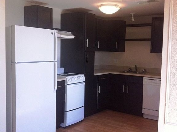 2nd image of 5904 Enright Ave APT 302