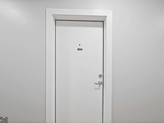 3rd image of 456 Flat Shoals Ave SE #404