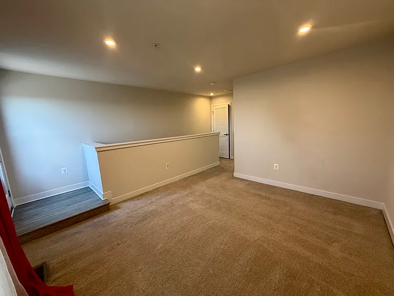 2807 Lewis Ave — Photo 32