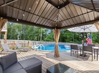 329 Green Hills Dr, Springfield, TN 37172
